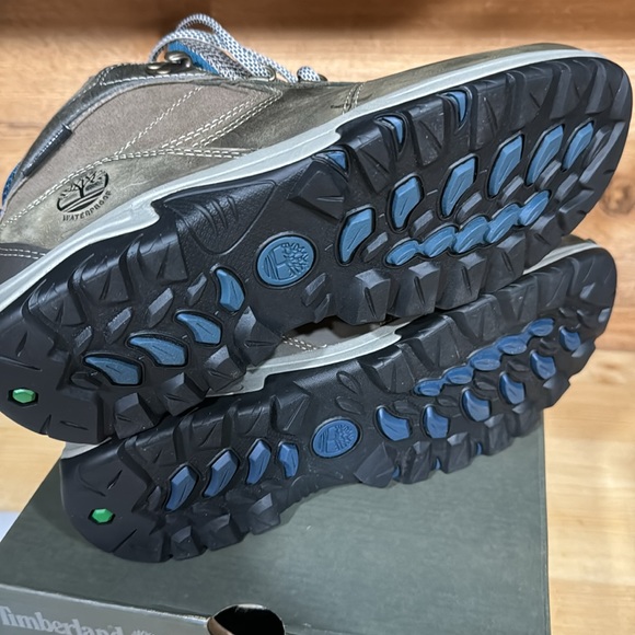 Timberland Mt. Maddsen Waterproof Hiking Boot (Women) - Picture 5 of 8